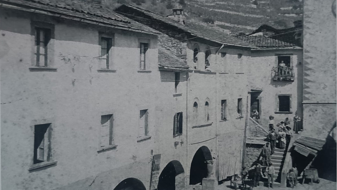 piazza Ricci oggi
